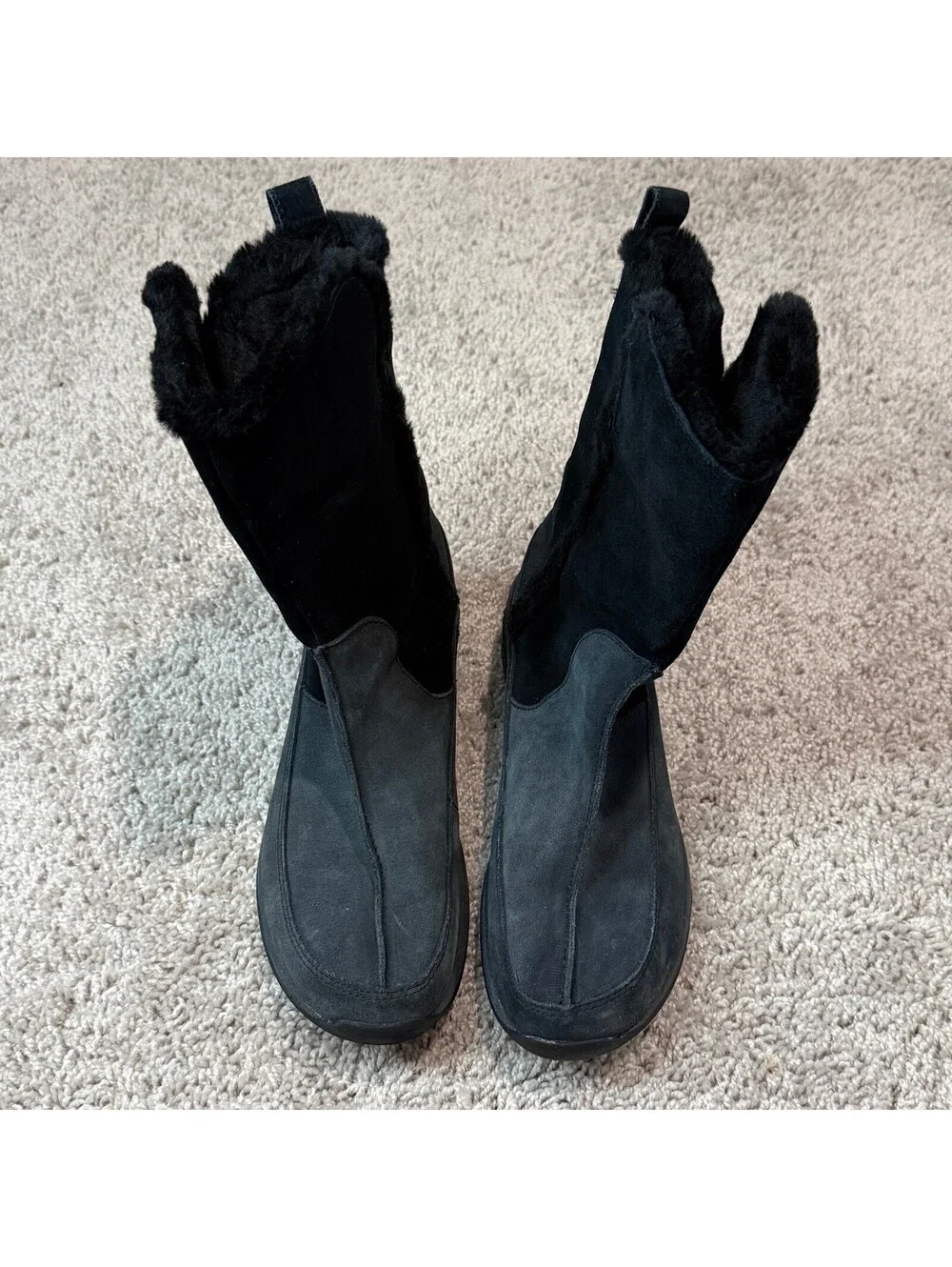 Columbia Black Water Resistant Winter Boots with Fleece Lining